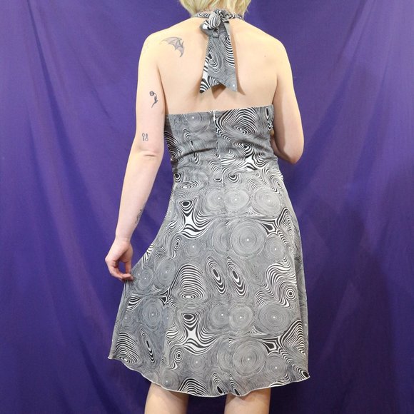 Izzy Illusion Dress by Fuscia - Picture 4 of 4